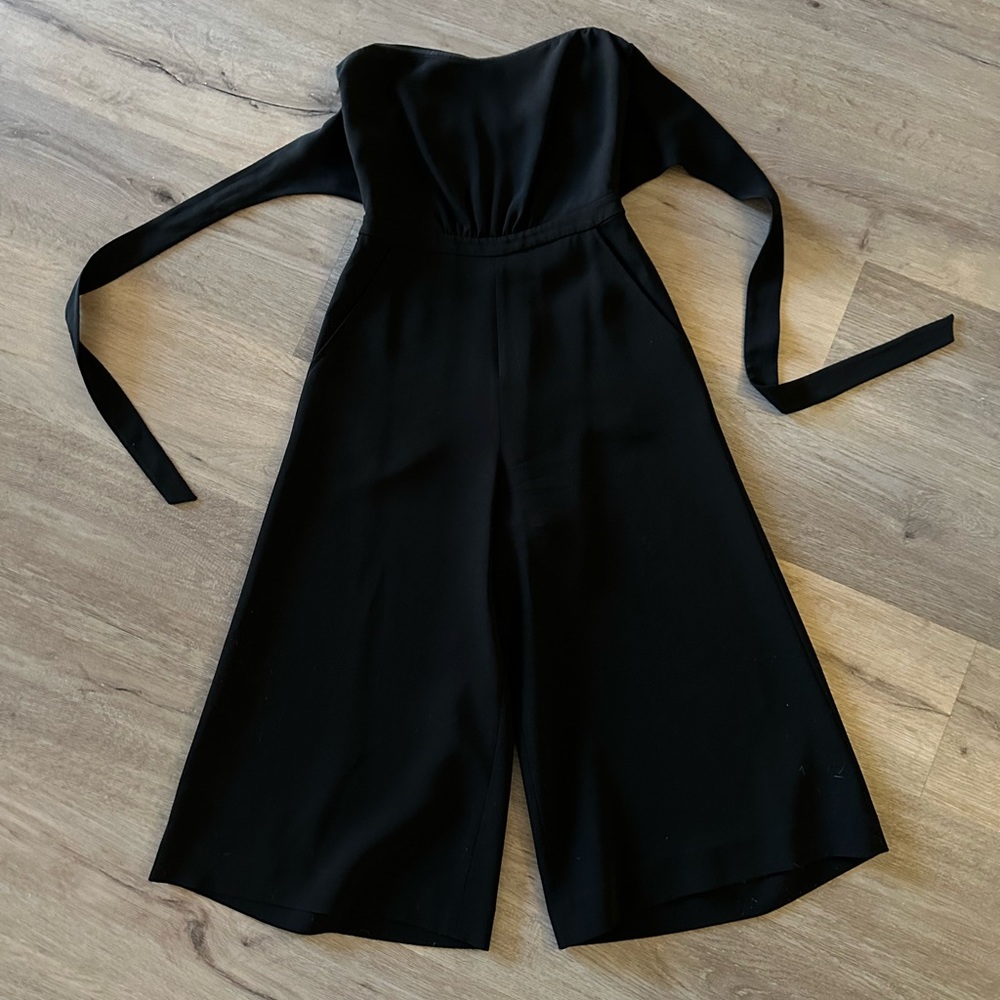 Elizabeth & James - Size 2 - Sleeveless Romper w/ Tie Back, Pockets & Wide Leg